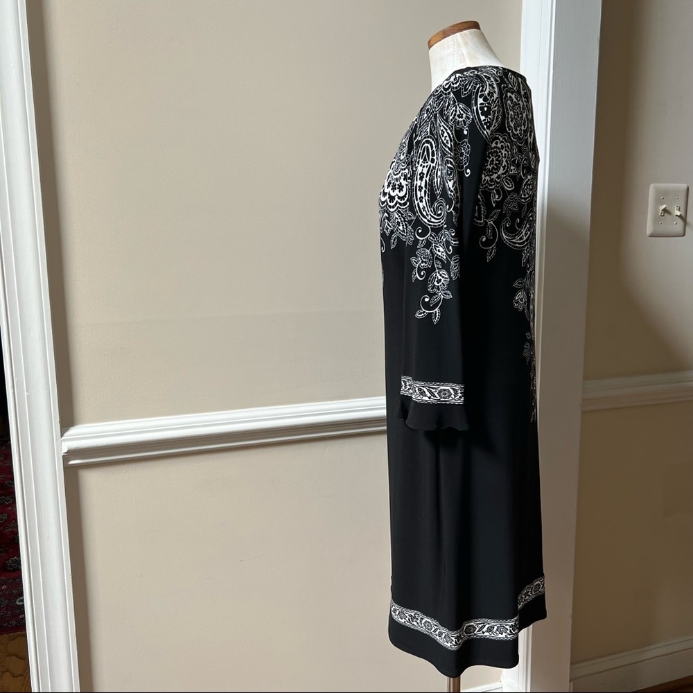 London Times Paisley Patterned Long Flowing Sleeve Dress - Picture 2 of 7